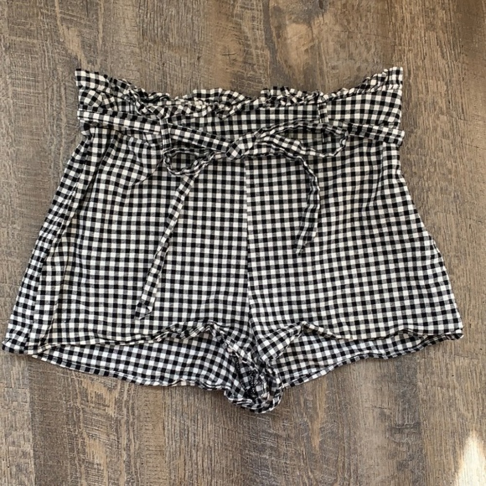 Forever 21 Shorts Size Large Pre Owned